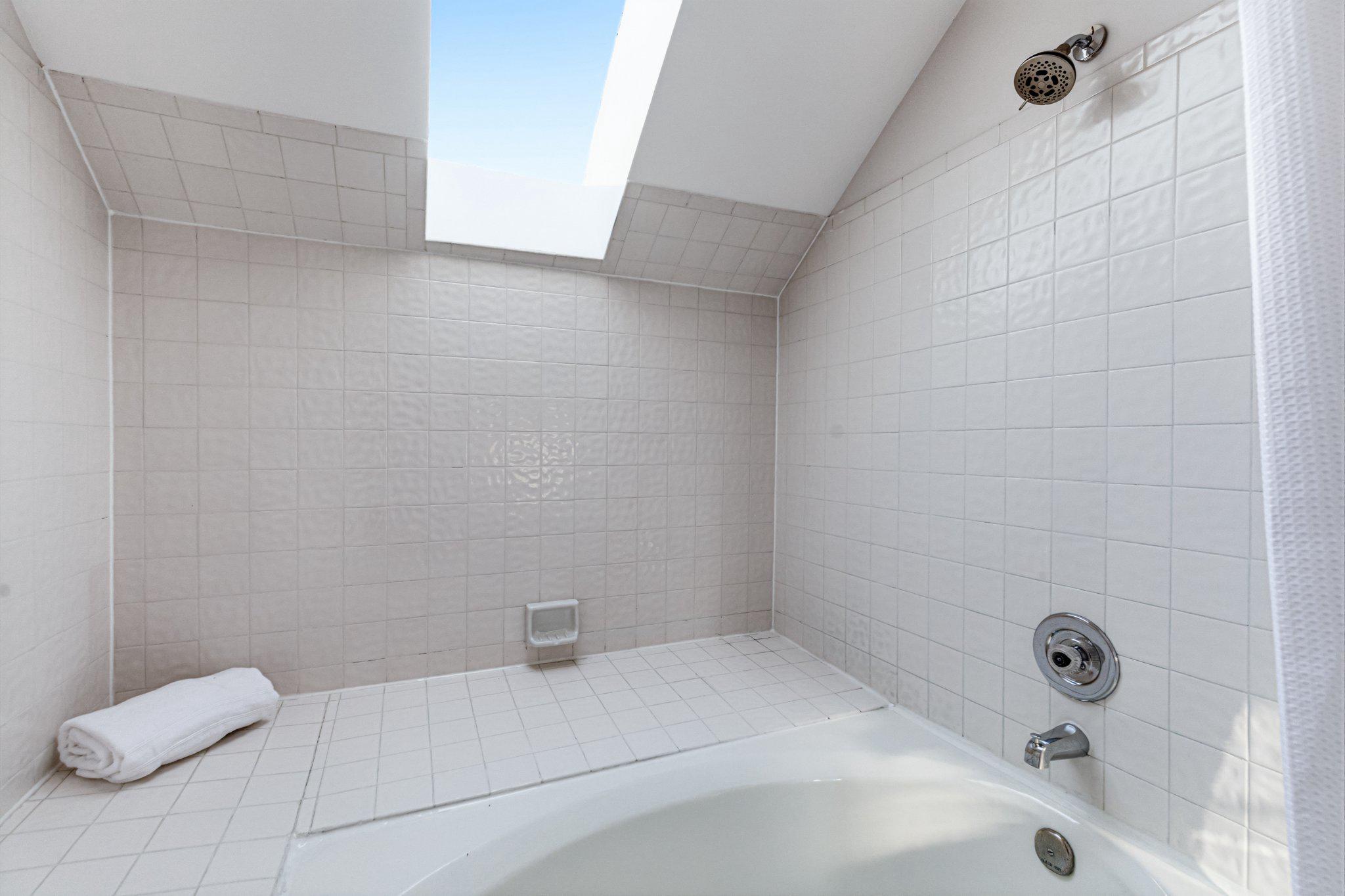  7561 Chrisland Cv Cove, Falls Church, VA, 22042 - 物件實景
