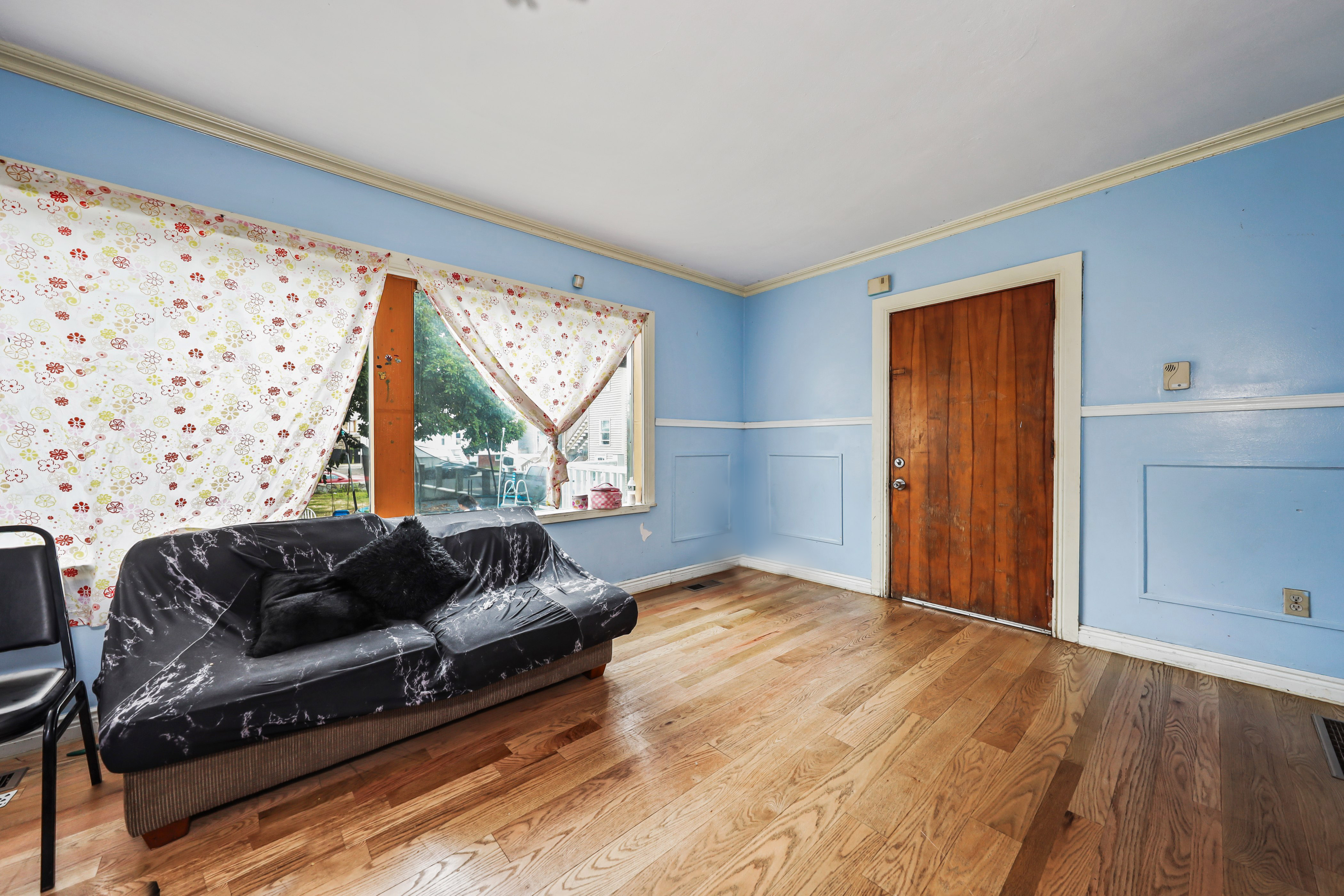 Bridgeport, Connecticut, 06604, United States, 4 Bedrooms Bedrooms, ,2 BathroomsBathrooms,Residential,For Sale,1920661