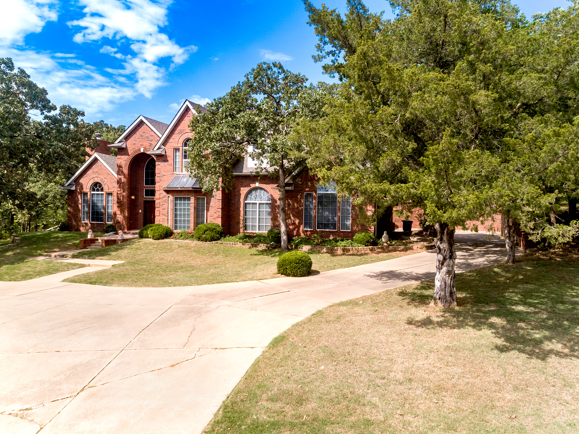 Stillwater, Oklahoma, 74074, United States, 5 Bedrooms Bedrooms, ,4 BathroomsBathrooms,Residential,For Sale,1981568