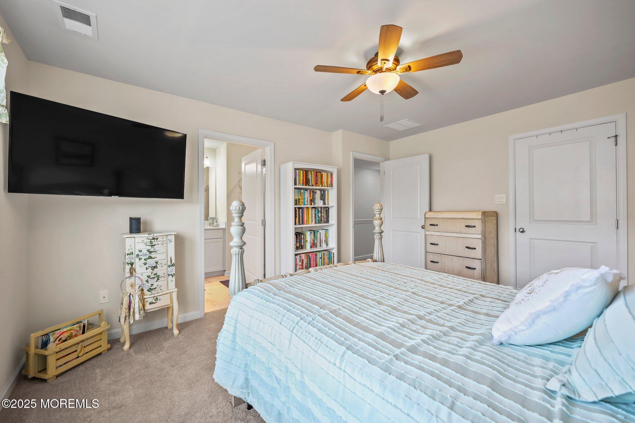 Jackson, New Jersey, 08527, United States, 3 Bedrooms Bedrooms, ,4 BathroomsBathrooms,Residential,For Sale,1979150