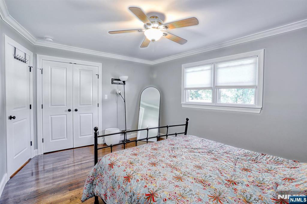 Waldwick, New Jersey, 07463, United States, 3 Bedrooms Bedrooms, ,2 BathroomsBathrooms,Residential,For Sale,1918312