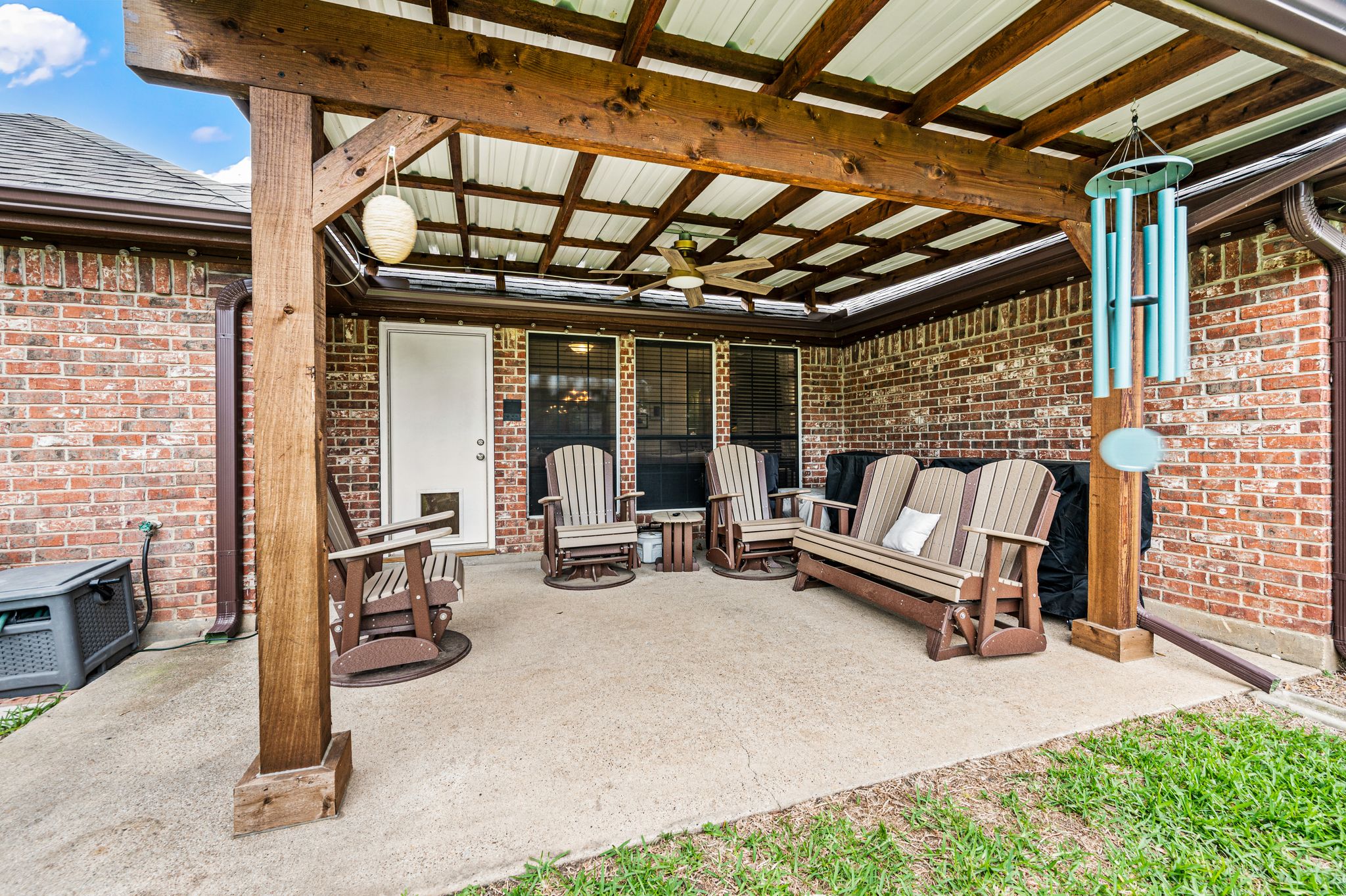  2605 Briargrove Drive, Hurst, TX, 76054 - 物件實景