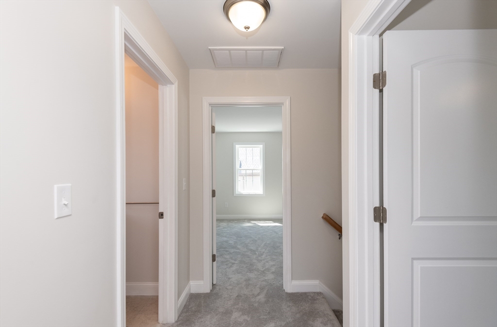 Lynn, Massachusetts, 01905, United States, 3 Bedrooms Bedrooms, ,2 BathroomsBathrooms,Residential,For Sale,1909147