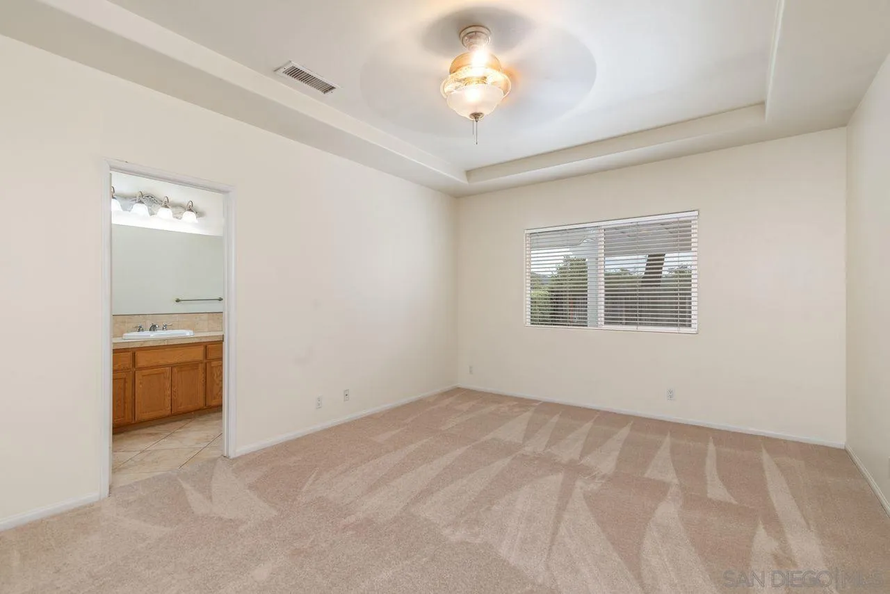 Poway, California, 92064, United States, 3 Bedrooms Bedrooms, ,2 BathroomsBathrooms,Residential,For Sale,1837304