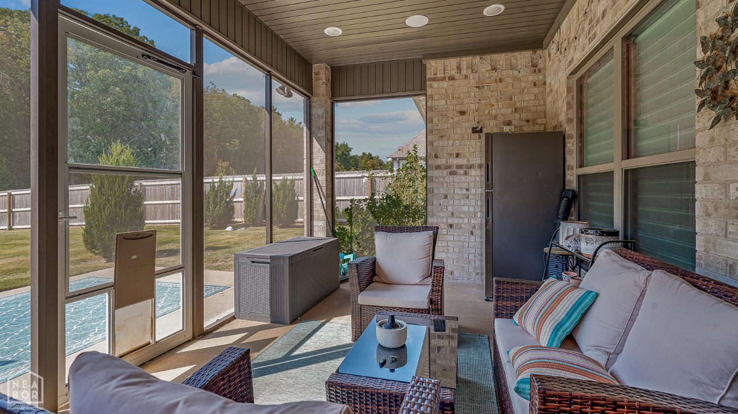 Jonesboro, Arkansas, 72404, United States, ,4 BathroomsBathrooms,Residential,For Sale,1989871