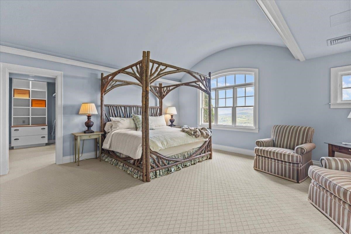 Stowe, Vermont, 05672, United States, 4 Bedrooms Bedrooms, ,6 BathroomsBathrooms,Residential,For Sale,1840116