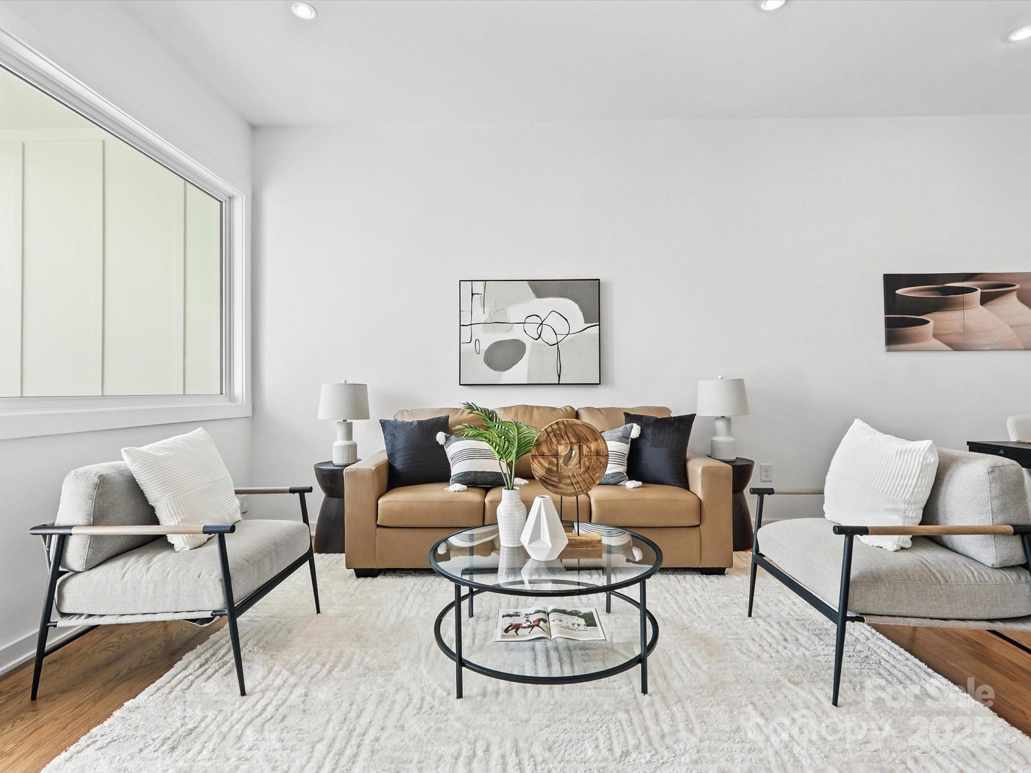 Charlotte, North Carolina, 28205, United States, 3 Bedrooms Bedrooms, ,3 BathroomsBathrooms,Residential,For Sale,1837660