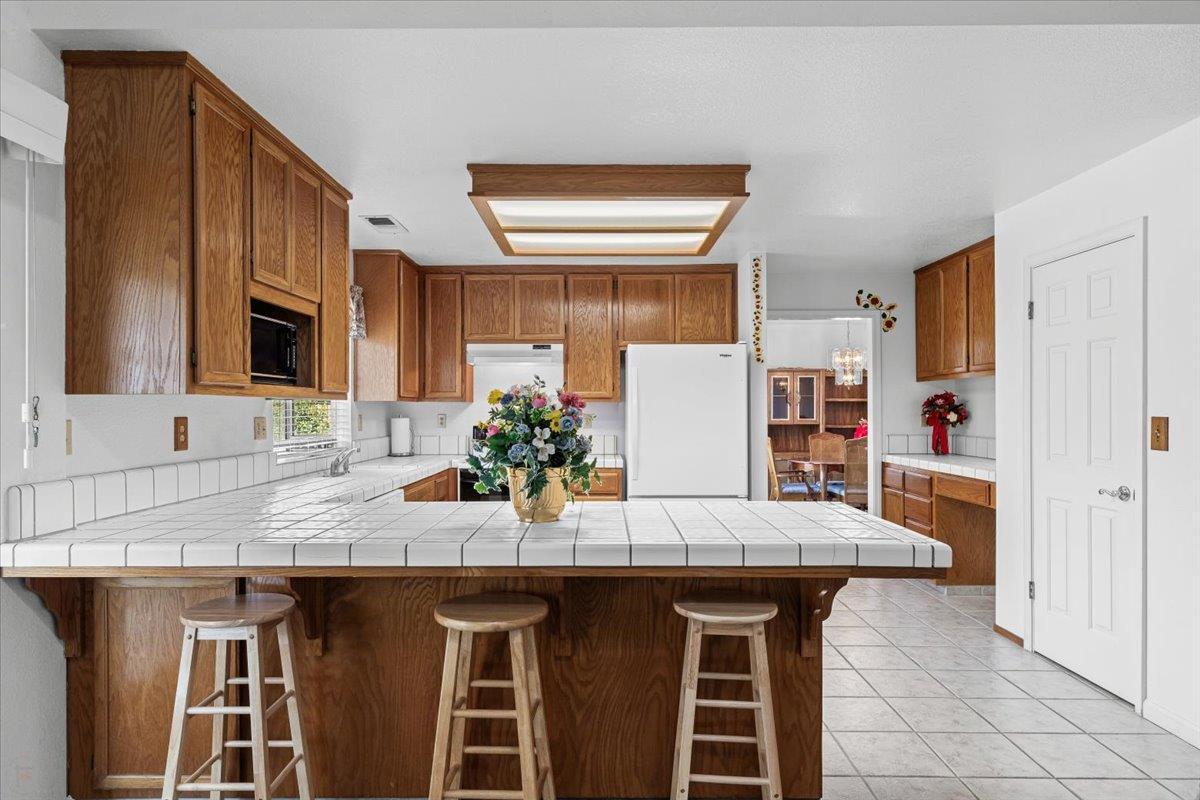 Ceres, California, 95307, United States, 4 Bedrooms Bedrooms, ,3 BathroomsBathrooms,Residential,For Sale,1938445