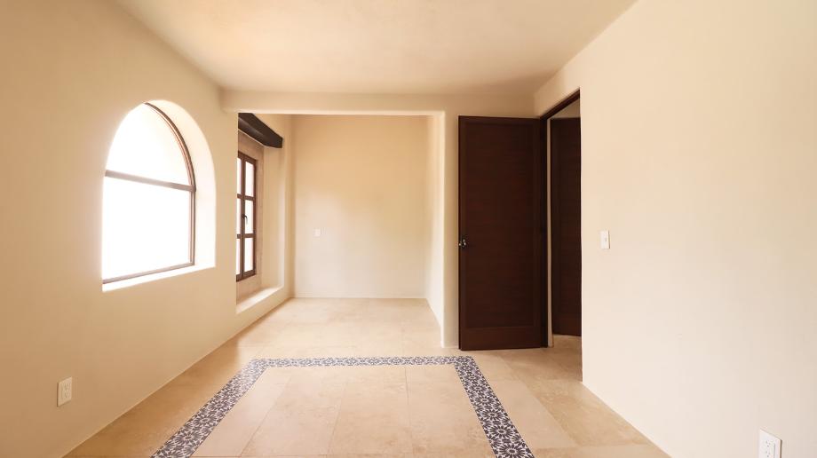 Pátzcuaro, Michoacán de Ocampo, 61606, Mexico, 5 Bedrooms Bedrooms, ,3 BathroomsBathrooms,Residential,For Sale,1729660