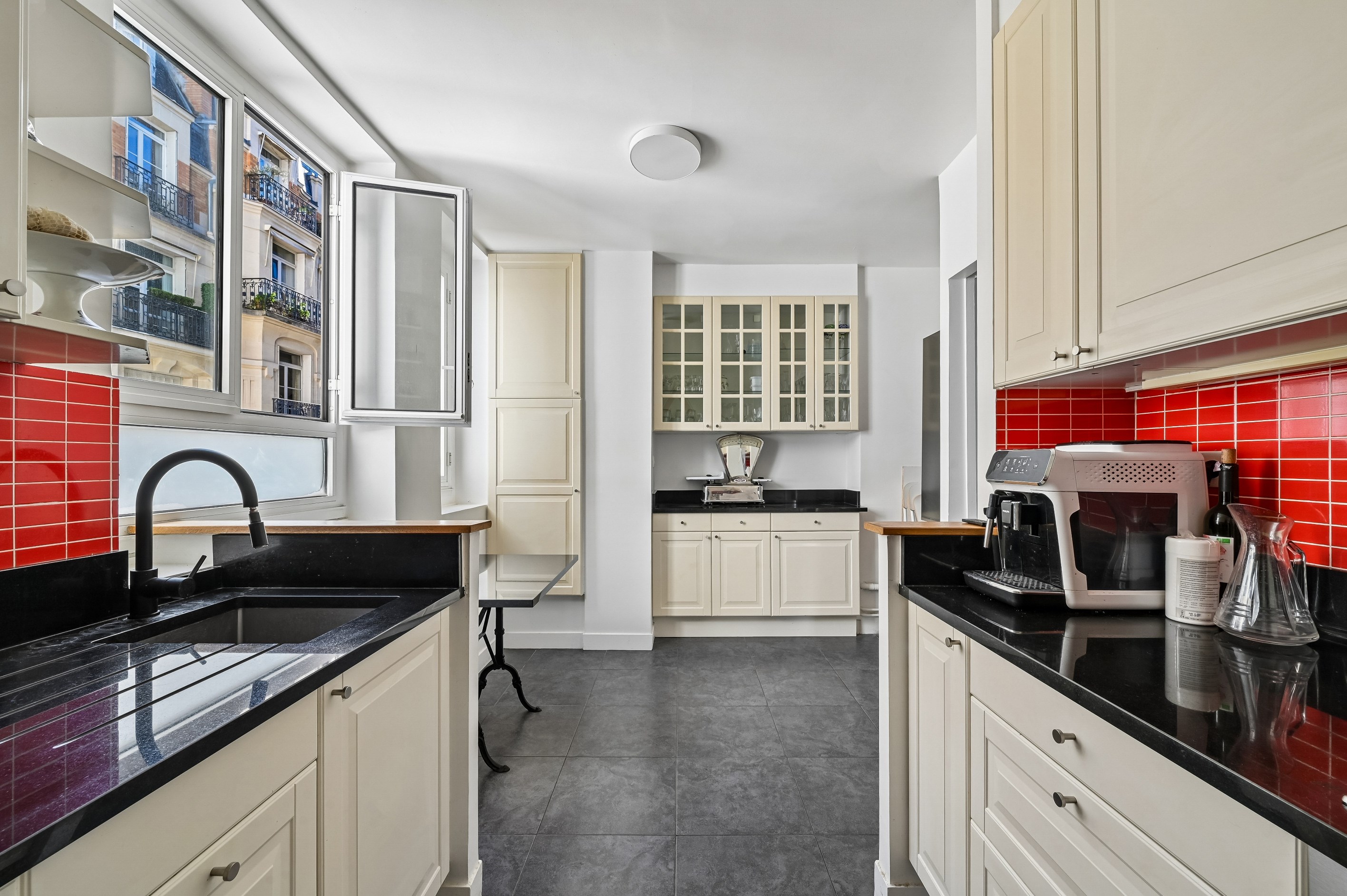  Beautiful 112 sq m Family Apartment - Place Saint-Ferdinand - 物件實景