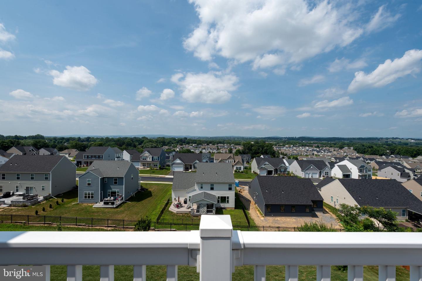 Lititz, Pennsylvania, 17543, United States, 4 Bedrooms Bedrooms, ,3 BathroomsBathrooms,Residential,For Sale,1905987