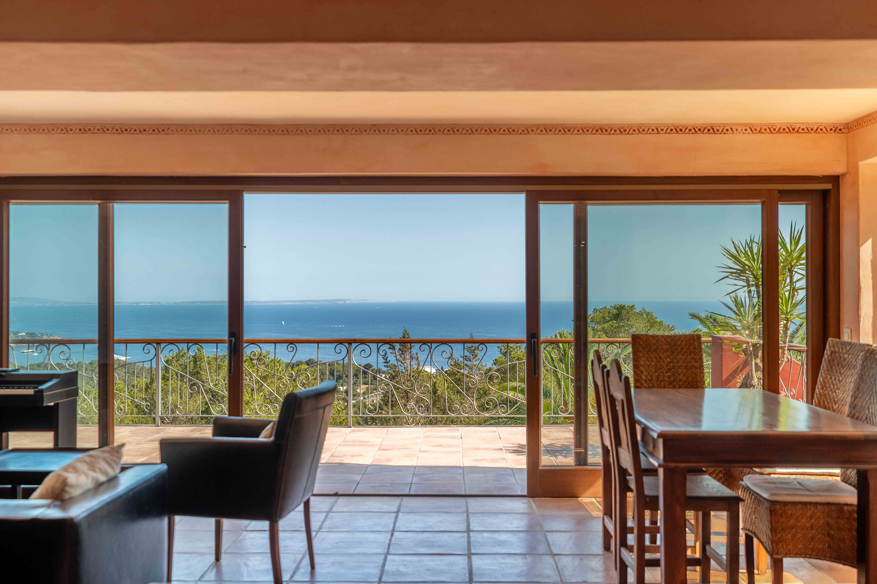  Renovated villa with sea views in Es Cubells, Ibiza - 物件實景