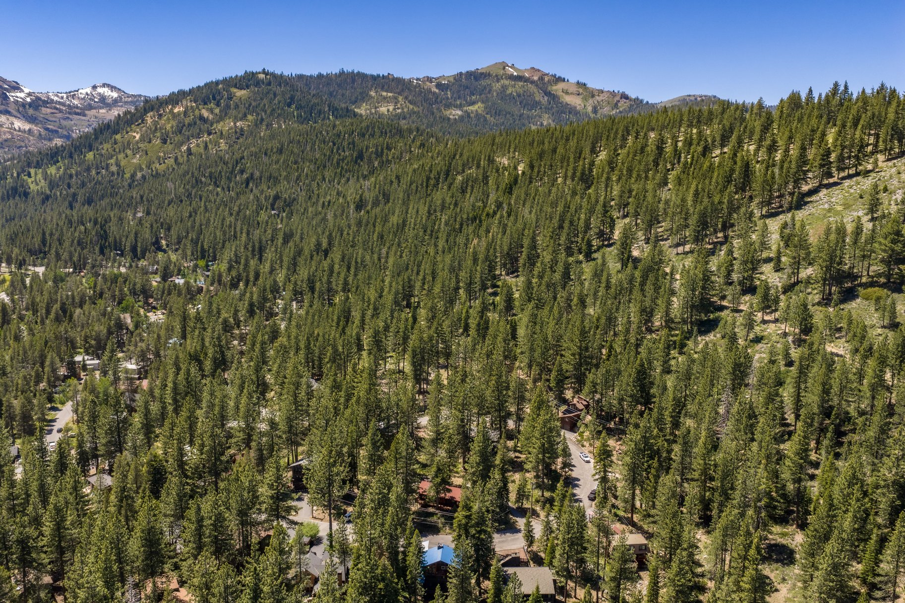  Cozy Olympic Valley Ski Cabin Near Palisades Tahoe - 物件實景