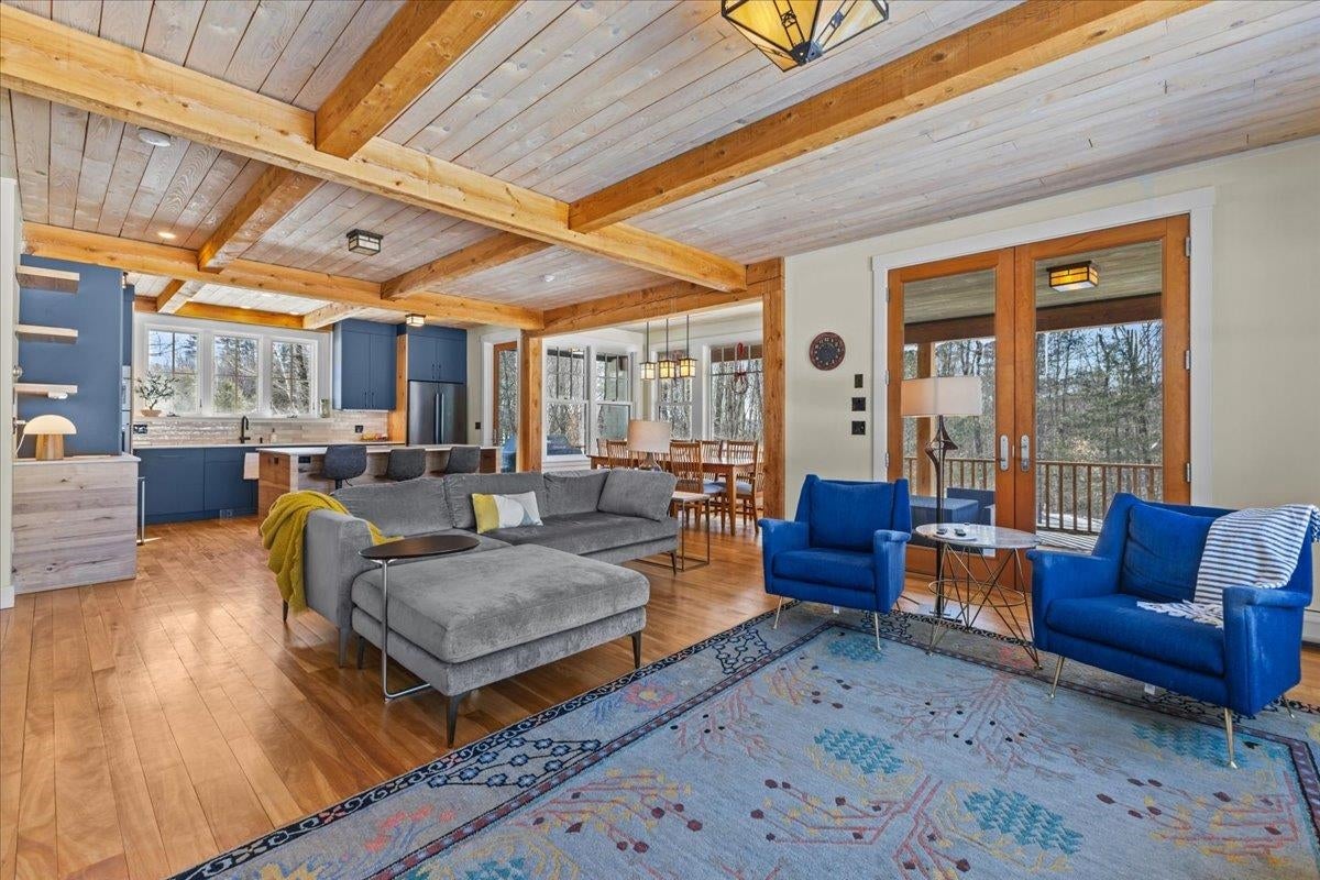 Stowe, Vermont, 05672, United States, 4 Bedrooms Bedrooms, ,3 BathroomsBathrooms,Residential,For Sale,1751990
