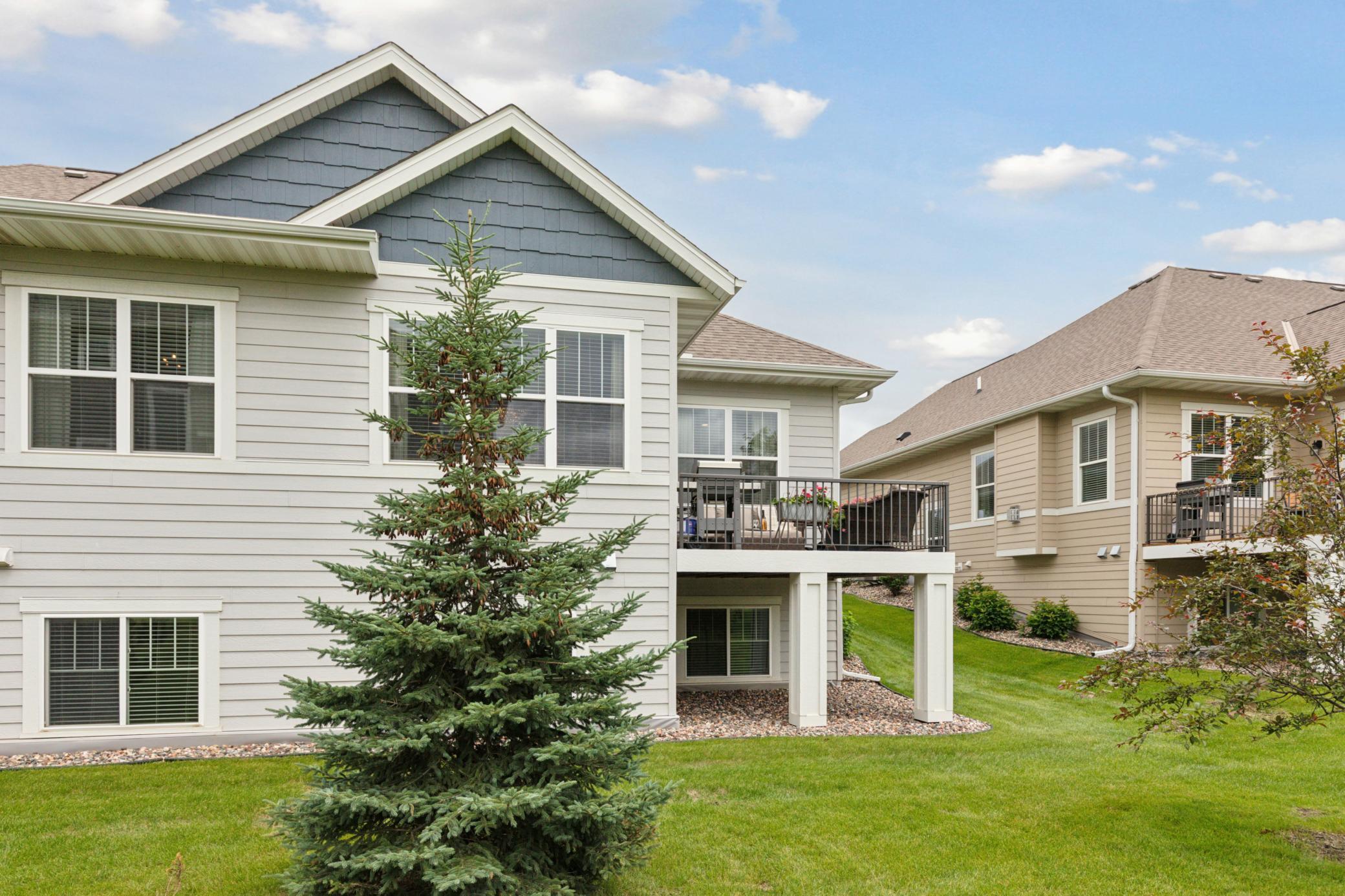 Lakeville, Minnesota, 55044, United States, 3 Bedrooms Bedrooms, ,2 BathroomsBathrooms,Residential,For Sale,1971412