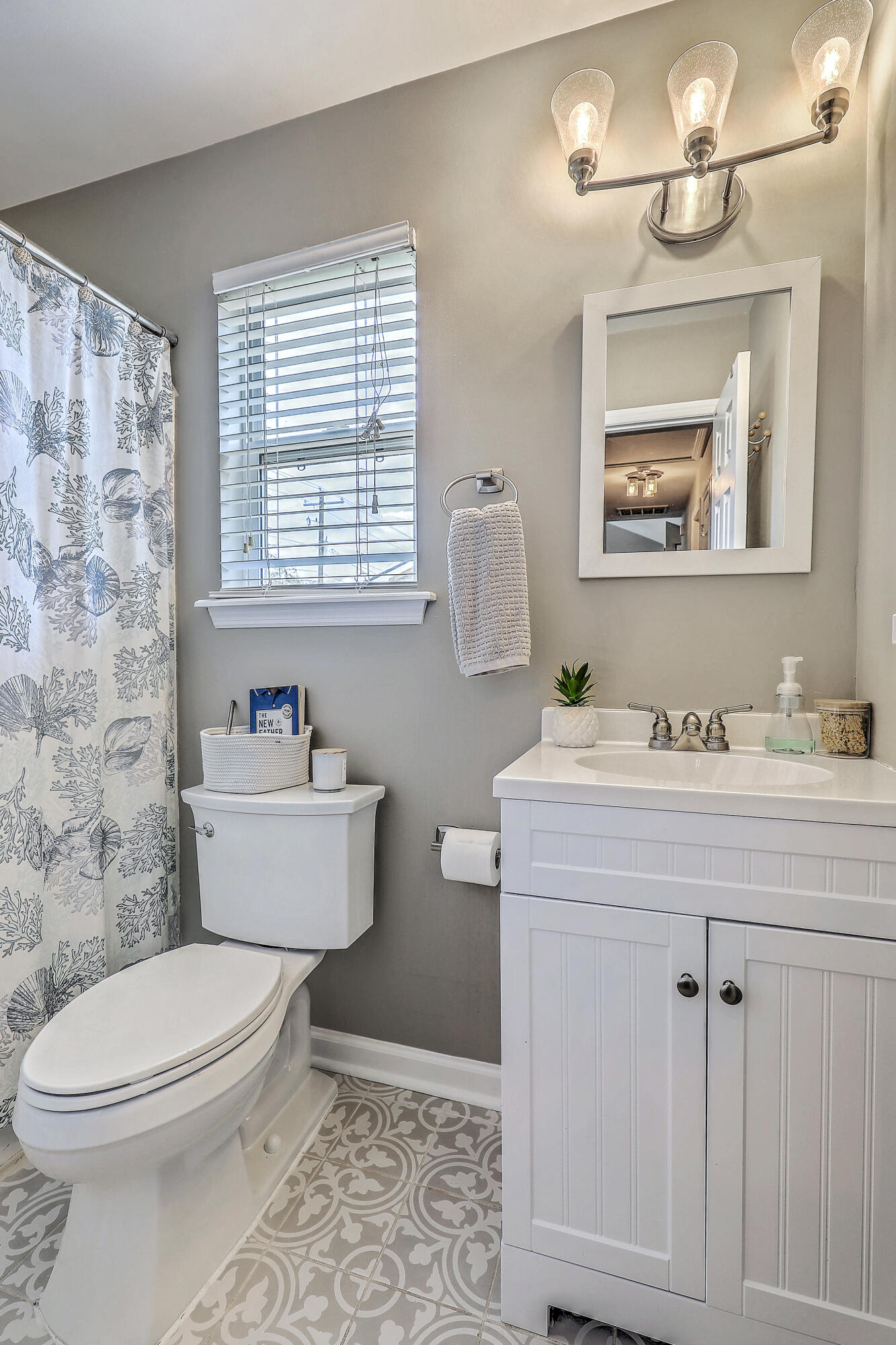 Charleston, South Carolina, 29412, United States, 3 Bedrooms Bedrooms, ,2 BathroomsBathrooms,Residential,For Sale,1980992