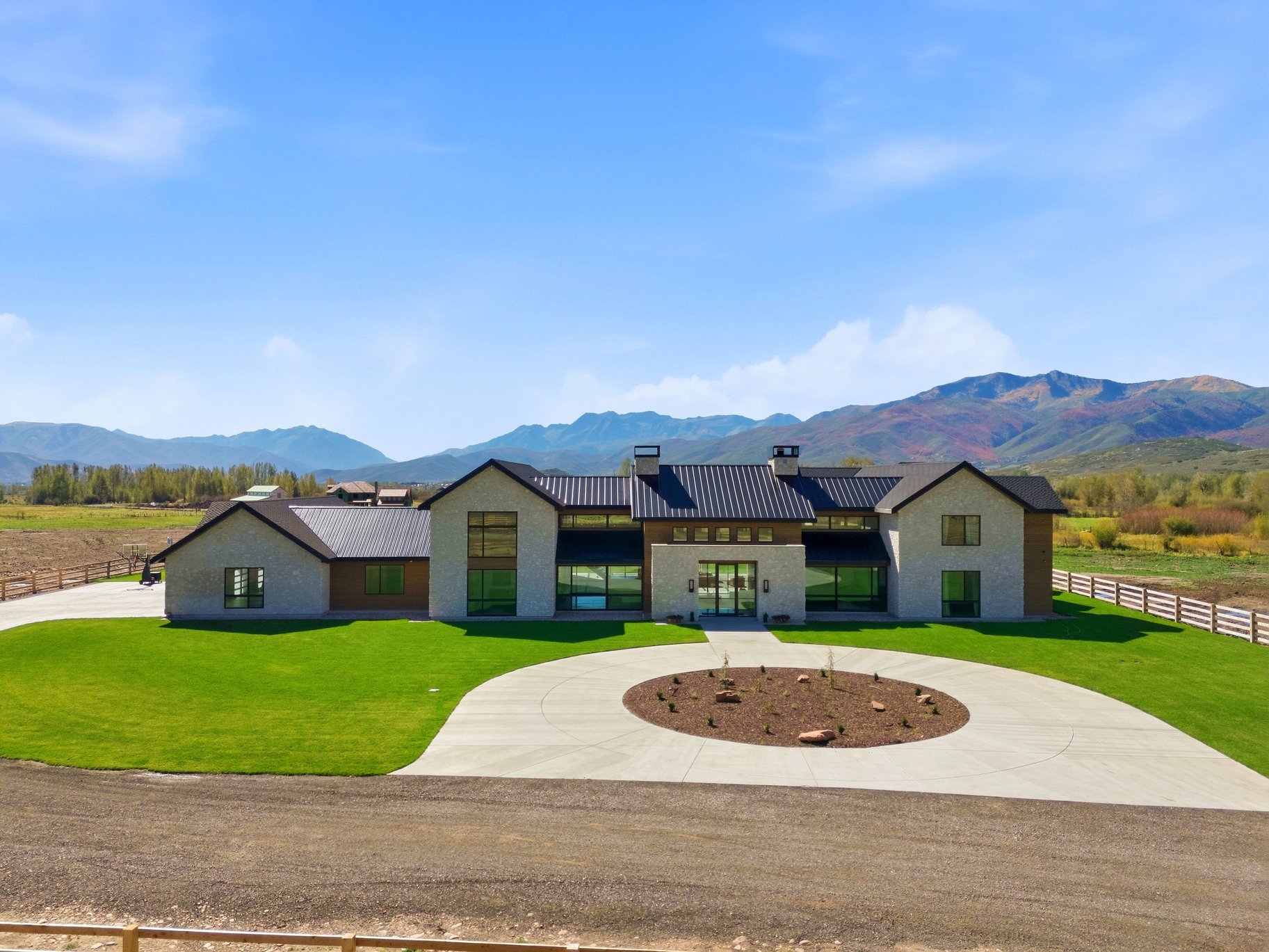  A Modern Estate Framed by Mount Timpanogos - 物件實景
