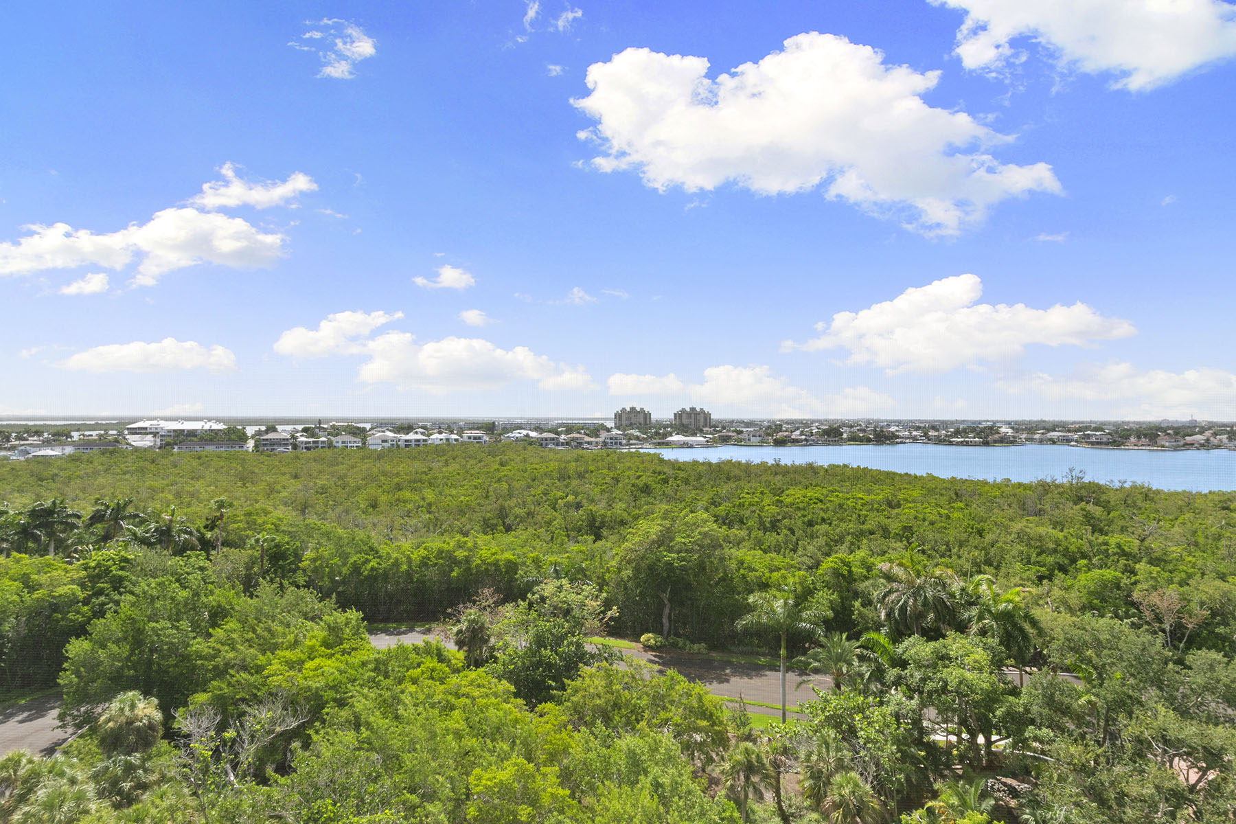  HIDEAWAY BEACH - ROYAL MARCO POINT - 物件實景
