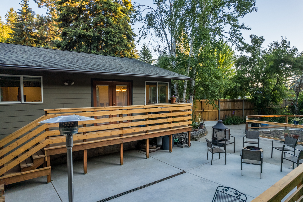 Bonners Ferry, Idaho, 83805, United States, 5 Bedrooms Bedrooms, ,5 BathroomsBathrooms,Residential,For Sale,1879157