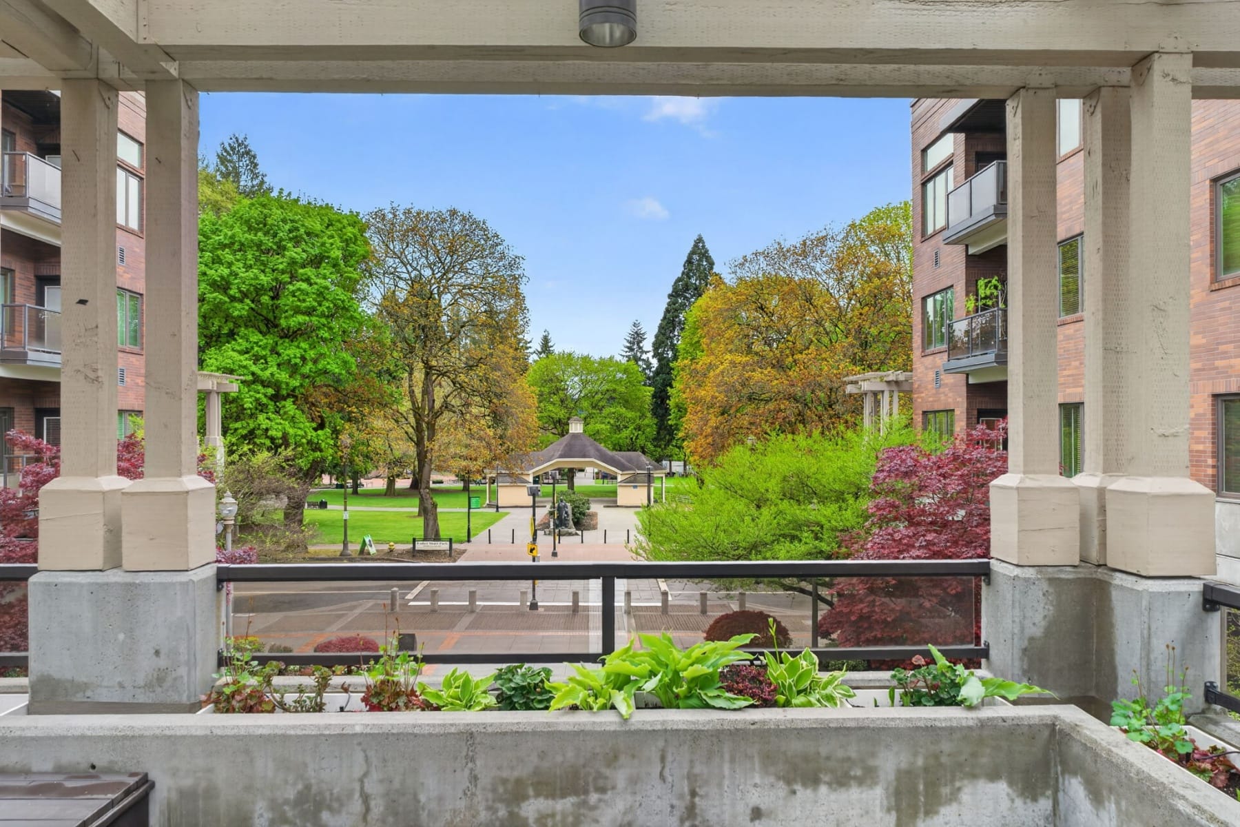  400 W 8TH ST Vancouver, WA 98660 - 物件實景