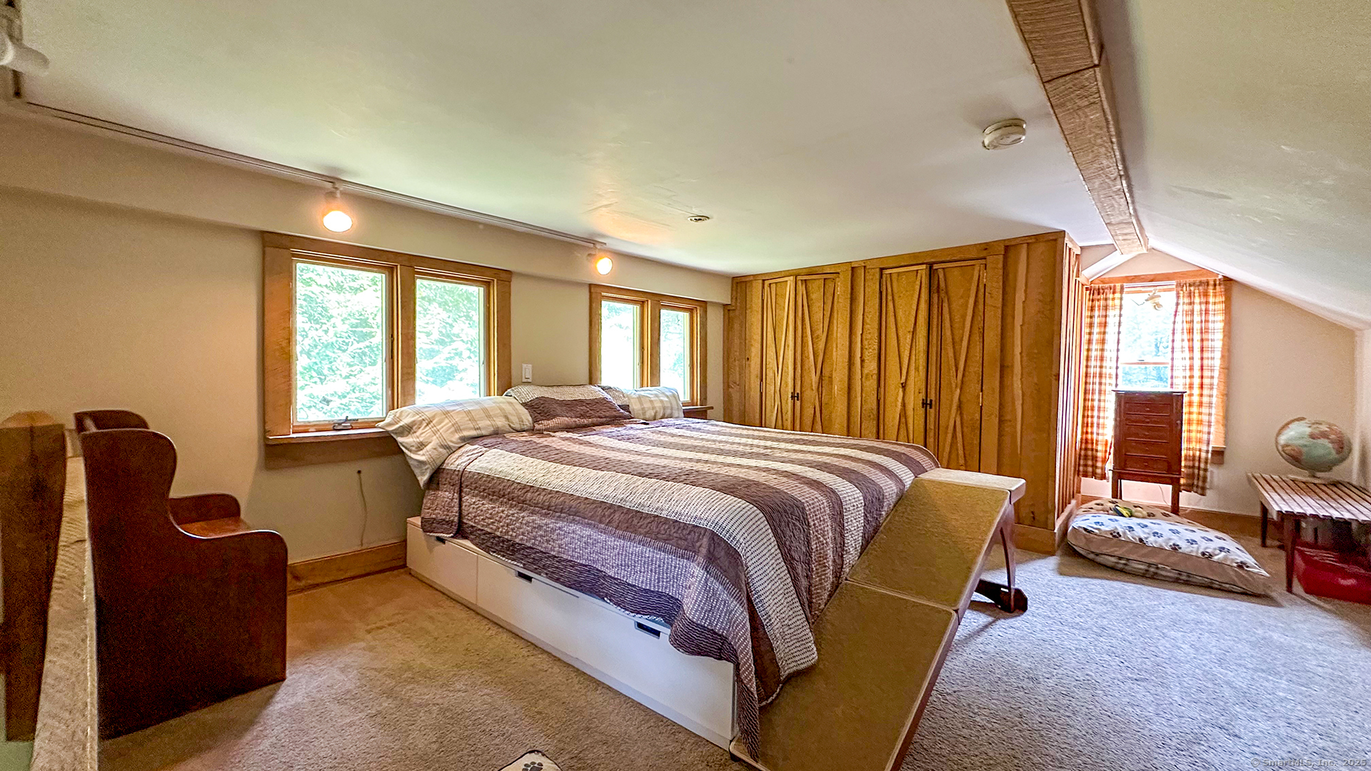 Newtown, Connecticut, 06482, United States, 2 Bedrooms Bedrooms, ,1 BathroomBathrooms,Residential,For Sale,1908784