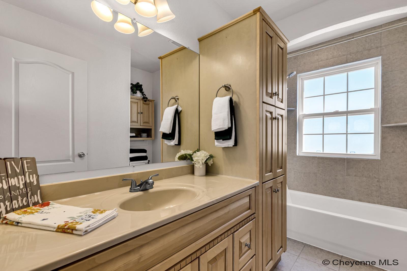 Cheyenne, Wyoming, 82009, United States, 3 Bedrooms Bedrooms, ,3 BathroomsBathrooms,Residential,For Sale,1968825