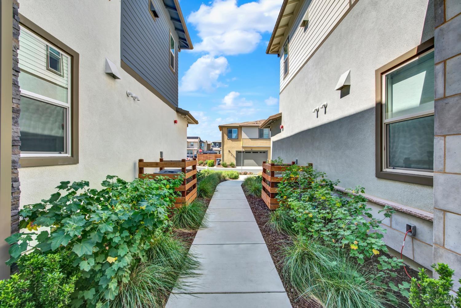 Fairfield, California, 94533, United States, 3 Bedrooms Bedrooms, ,2 BathroomsBathrooms,Residential,For Sale,2025856