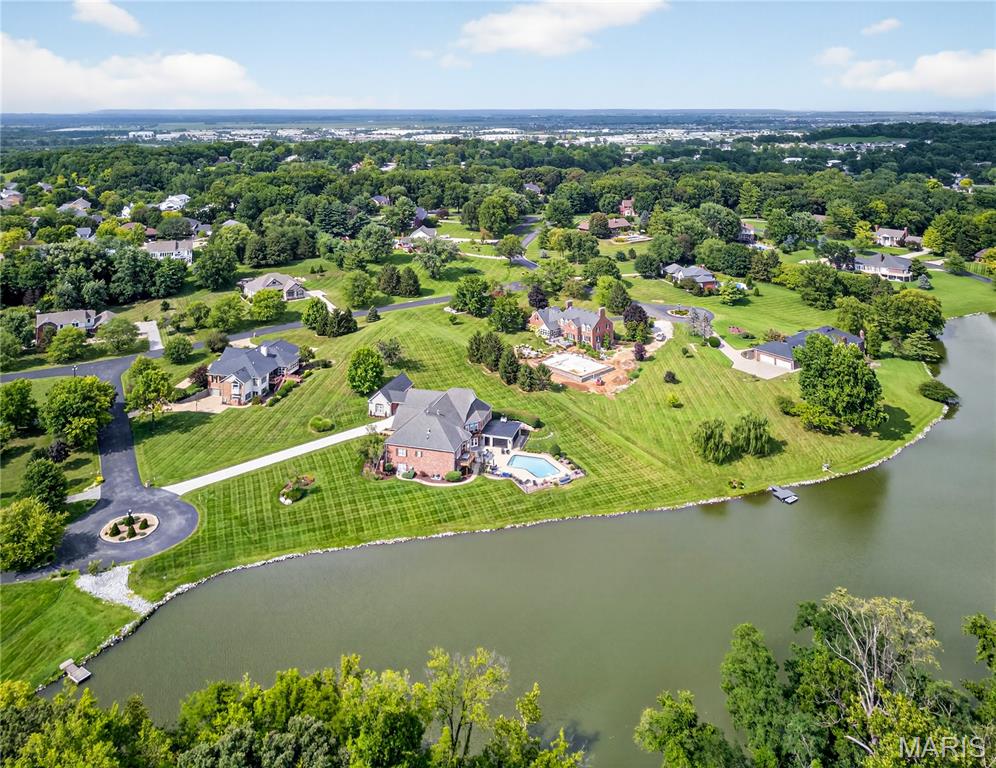 St Charles, Missouri, 63301, United States, 4 Bedrooms Bedrooms, ,4 BathroomsBathrooms,Residential,For Sale,1902113