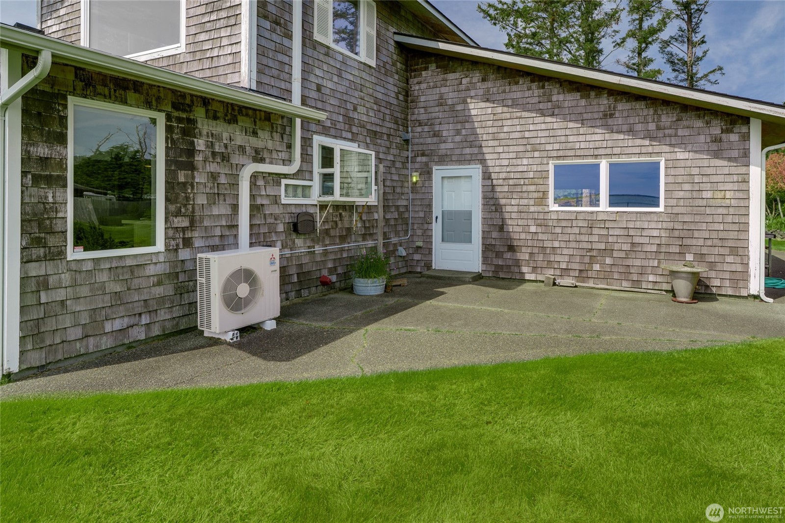 Chinook, Washington, 98614, United States, 2 Bedrooms Bedrooms, ,1 BathroomBathrooms,Residential,For Sale,1814598