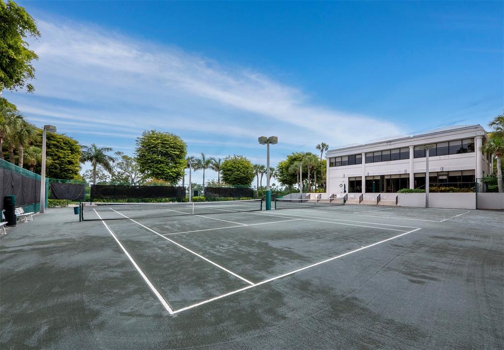 Longboat Key, Florida, 34228, United States, 3 Bedrooms Bedrooms, ,3 BathroomsBathrooms,Residential,For Sale,1942144