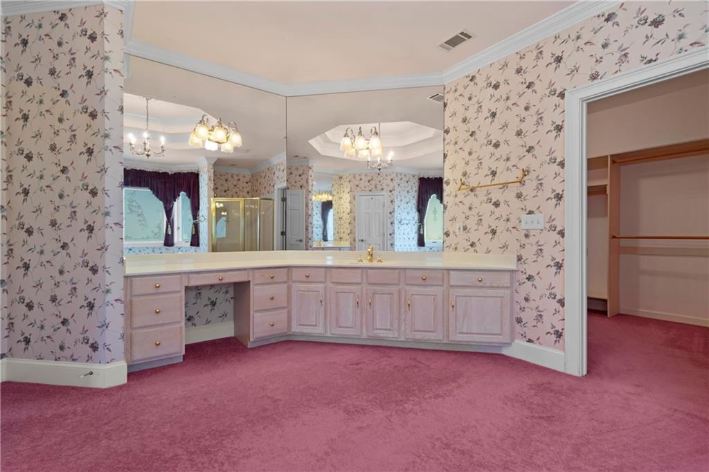 Gainesville, Georgia, 30506, United States, 5 Bedrooms Bedrooms, ,5 BathroomsBathrooms,Residential,For Sale,1996488