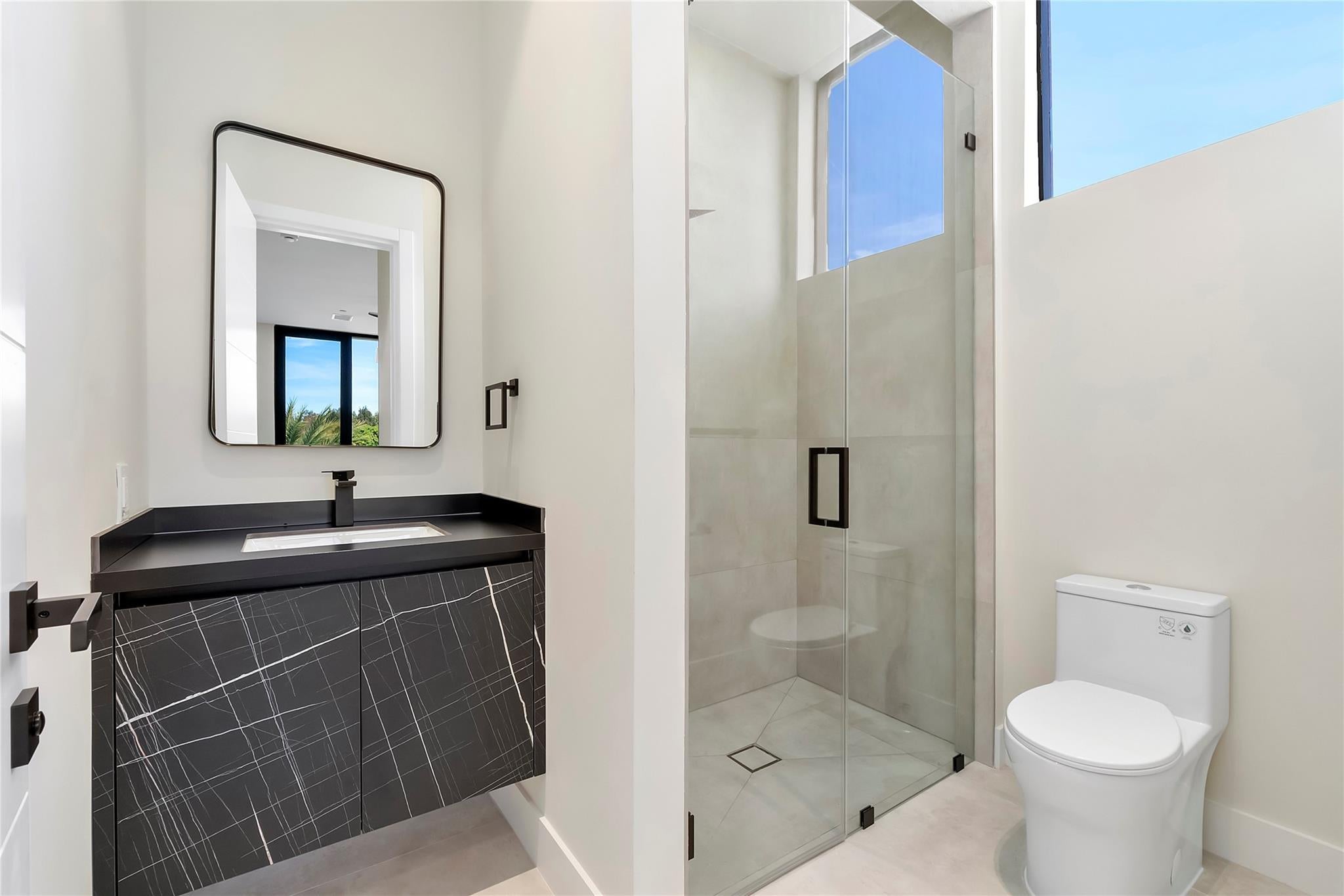 Plantation, Florida, 33323, United States, 6 Bedrooms Bedrooms, ,8 BathroomsBathrooms,Residential,For Sale,1984384