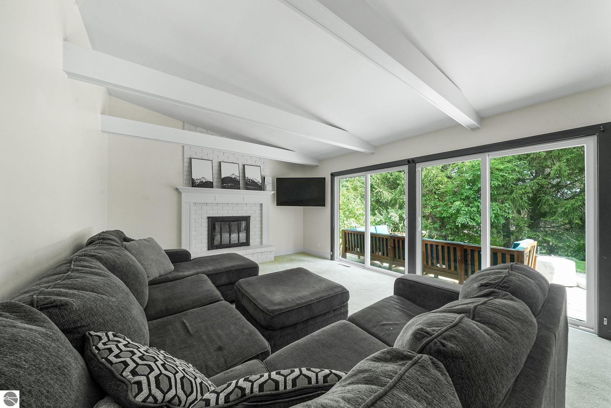 Traverse City, Michigan, 49686, United States, 4 Bedrooms Bedrooms, ,2 BathroomsBathrooms,Residential,For Sale,1980692