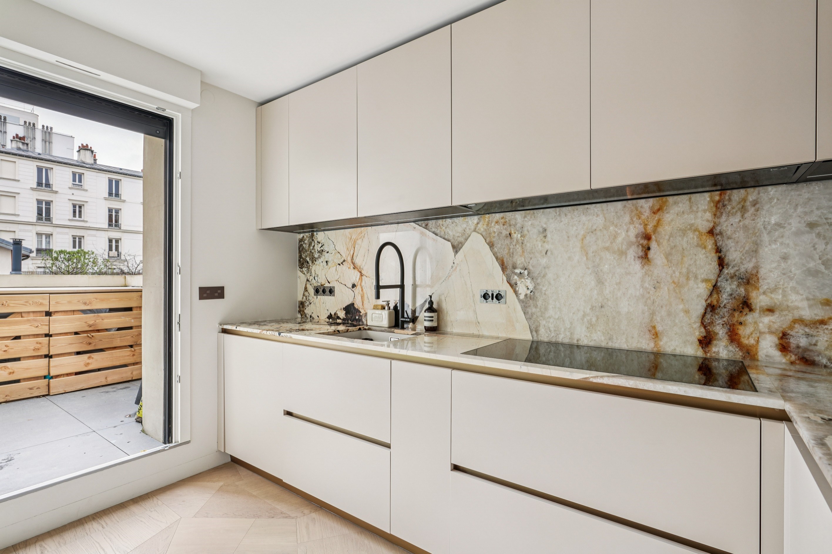  Levallois - Louise Michel / Chaptal - 4-bedroom apartment with ground-floor ter… - 物件實景