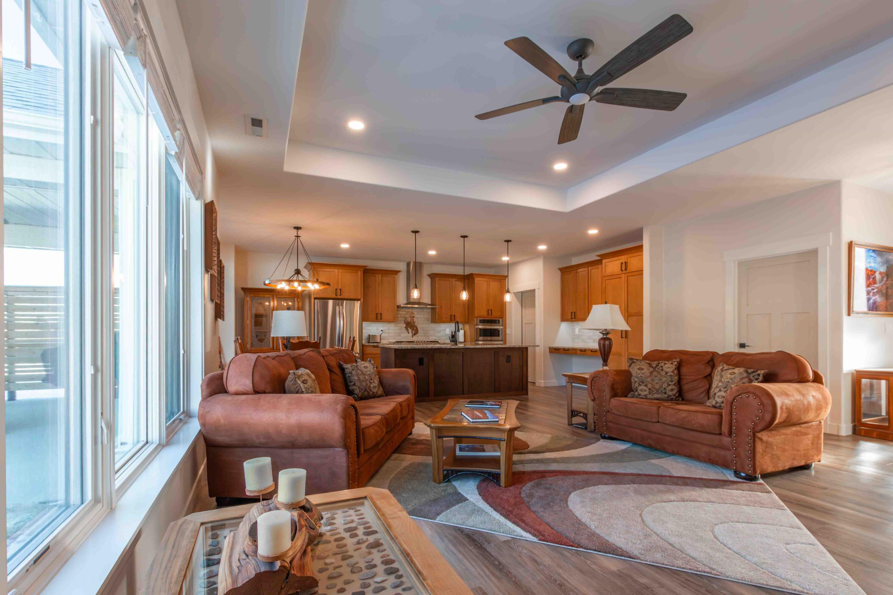 Sheridan, Wyoming, 82801, United States, 3 Bedrooms Bedrooms, ,3 BathroomsBathrooms,Residential,For Sale,2007537