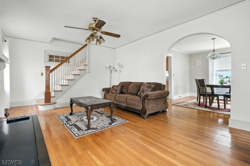 Union Twp., New Jersey, 07083, United States, 3 Bedrooms Bedrooms, ,2 BathroomsBathrooms,Residential,For Sale,1924647