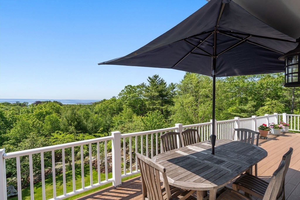 Manchester, Massachusetts, 01944, United States, 4 Bedrooms Bedrooms, ,3 BathroomsBathrooms,Residential,For Sale,1846974