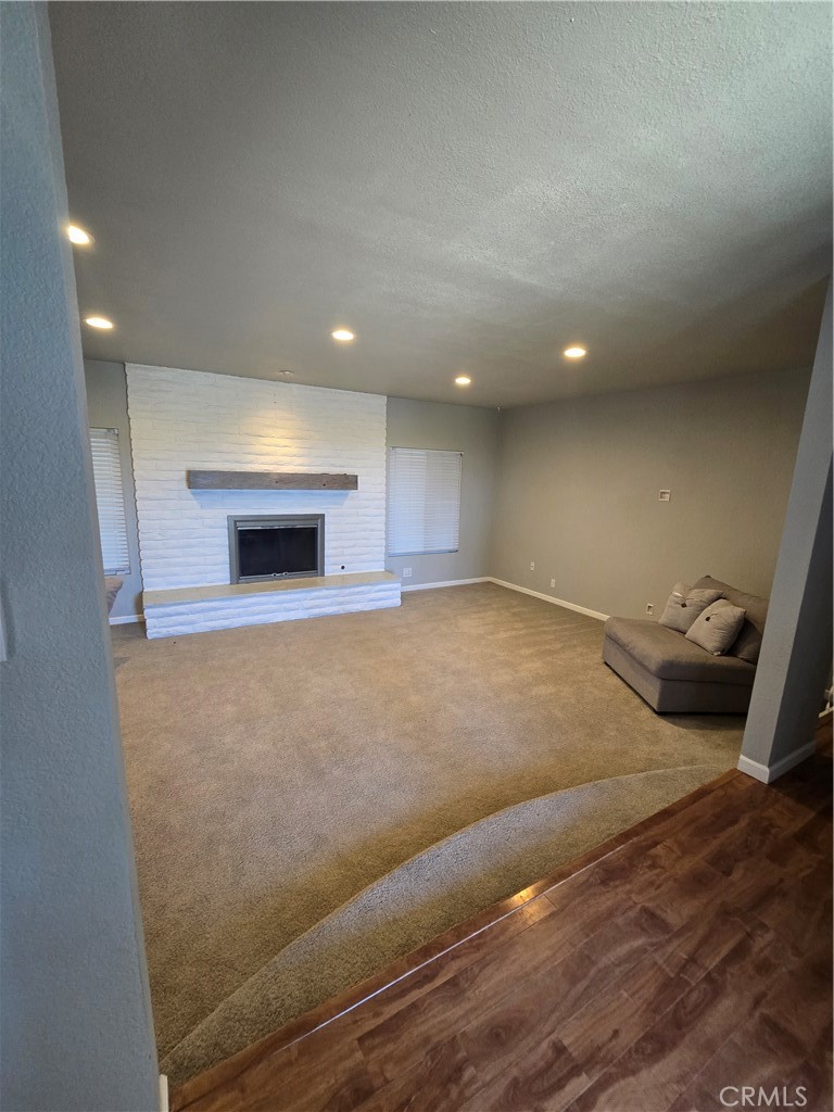 Escondido, California, 92025, United States, 3 Bedrooms Bedrooms, ,2 BathroomsBathrooms,Residential,For Sale,1825178