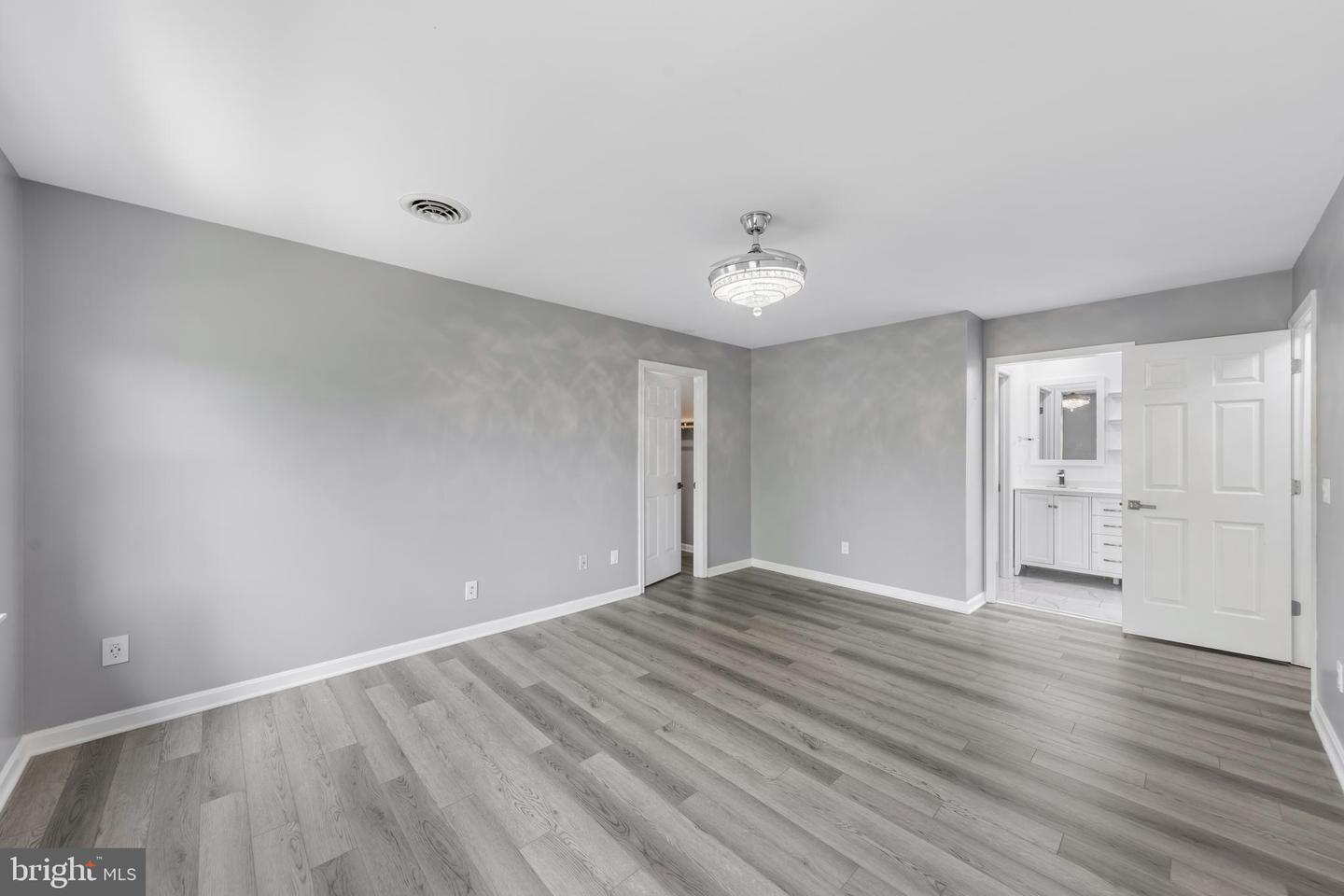 Salisbury, Maryland, 21801, United States, 5 Bedrooms Bedrooms, ,3 BathroomsBathrooms,Residential,For Sale,1777423