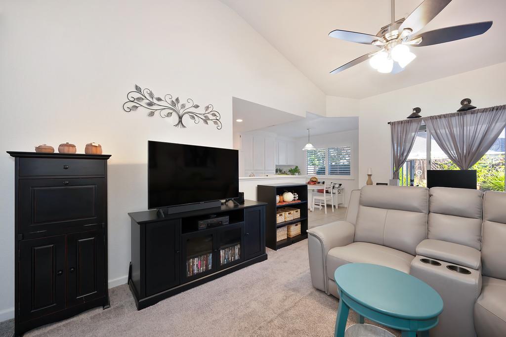 Rocklin, California, 95765, United States, 3 Bedrooms Bedrooms, ,2 BathroomsBathrooms,Residential,For Sale,1988988