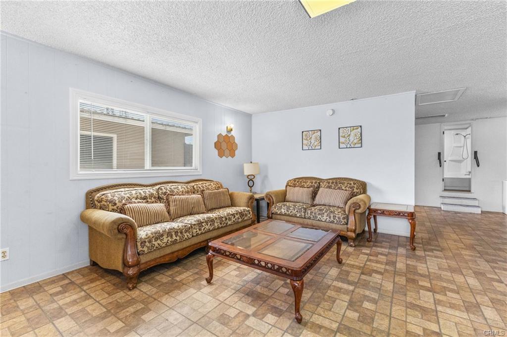 Compton, California, 90221, United States, 3 Bedrooms Bedrooms, ,2 BathroomsBathrooms,Residential,For Sale,1922771