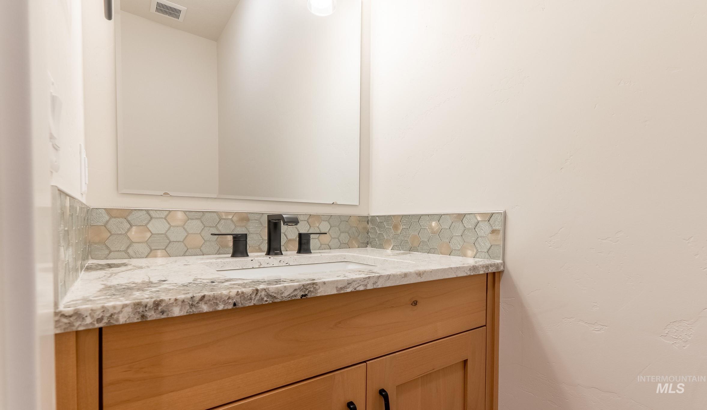 Nampa, Idaho, 83686, United States, 3 Bedrooms Bedrooms, ,Residential,For Sale,1932360