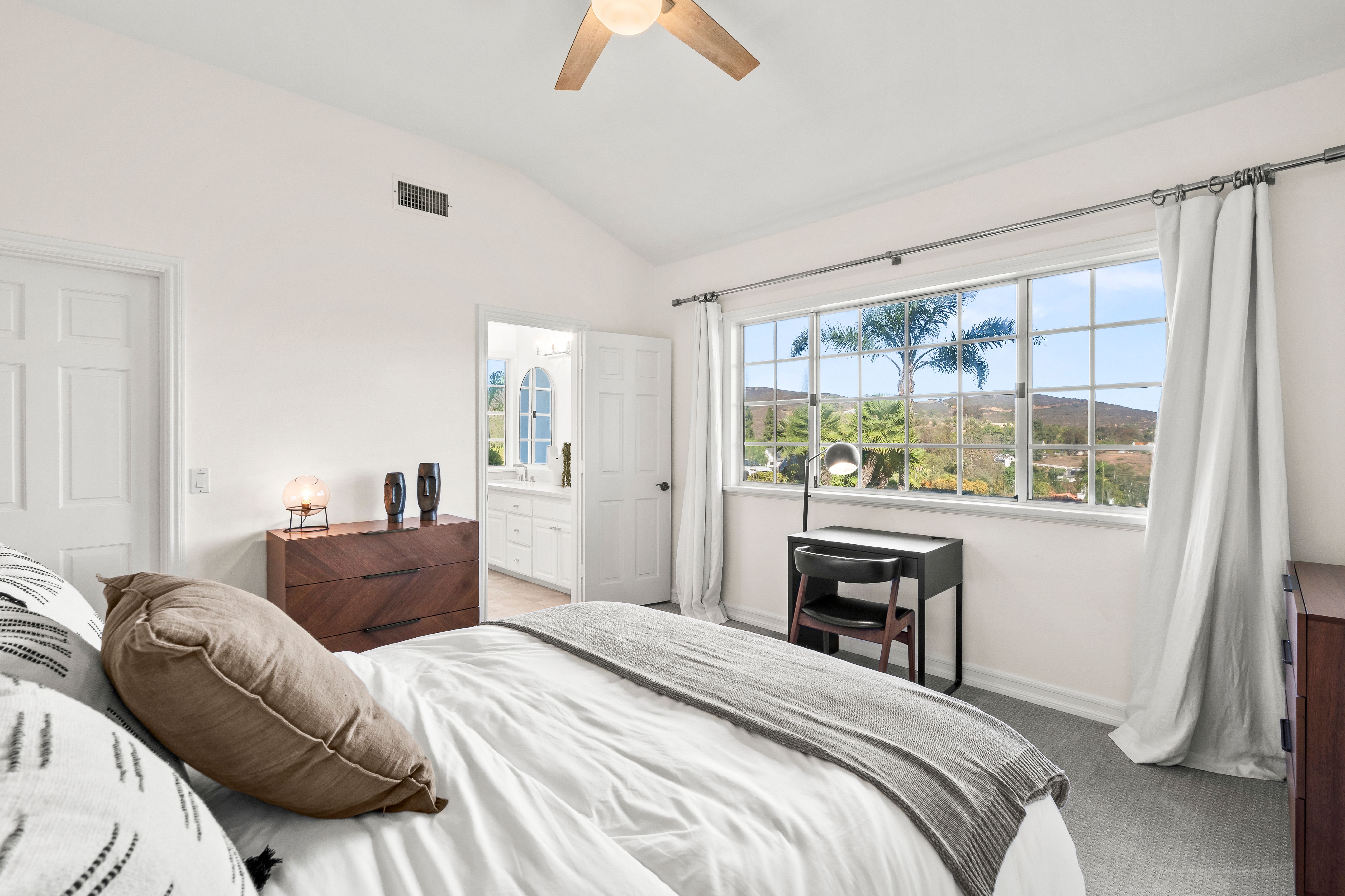  6949 Elfin Oaks Road, Escondido, CA 92029 - 物件實景