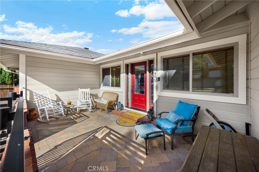 Wrightwood, California, 92397, United States, 5 Bedrooms Bedrooms, ,3 BathroomsBathrooms,Residential,For Sale,1975800