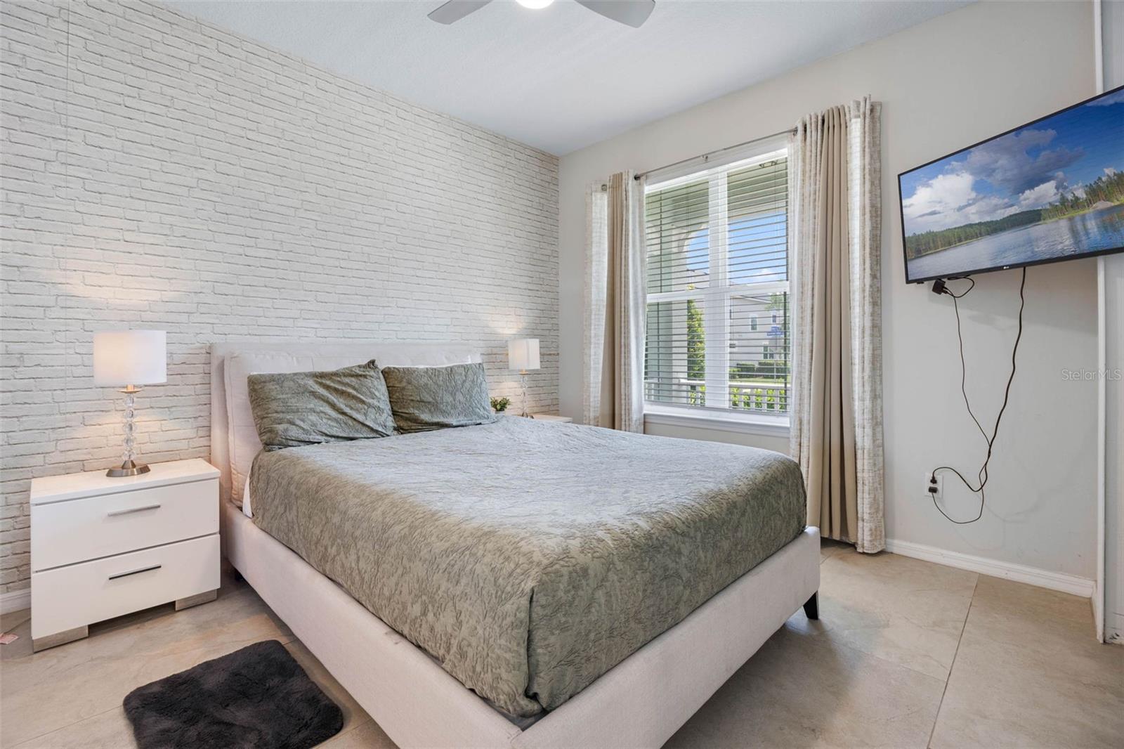 KISSIMMEE, Florida, 34747, United States, 7 Bedrooms Bedrooms, ,6 BathroomsBathrooms,Residential,For Sale,1938279