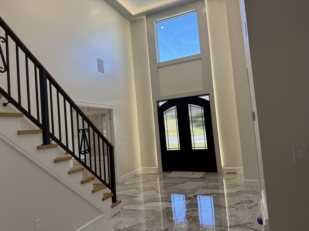 Norwood, Massachusetts, 02062, United States, 4 Bedrooms Bedrooms, ,3 BathroomsBathrooms,Residential,For Sale,1941019