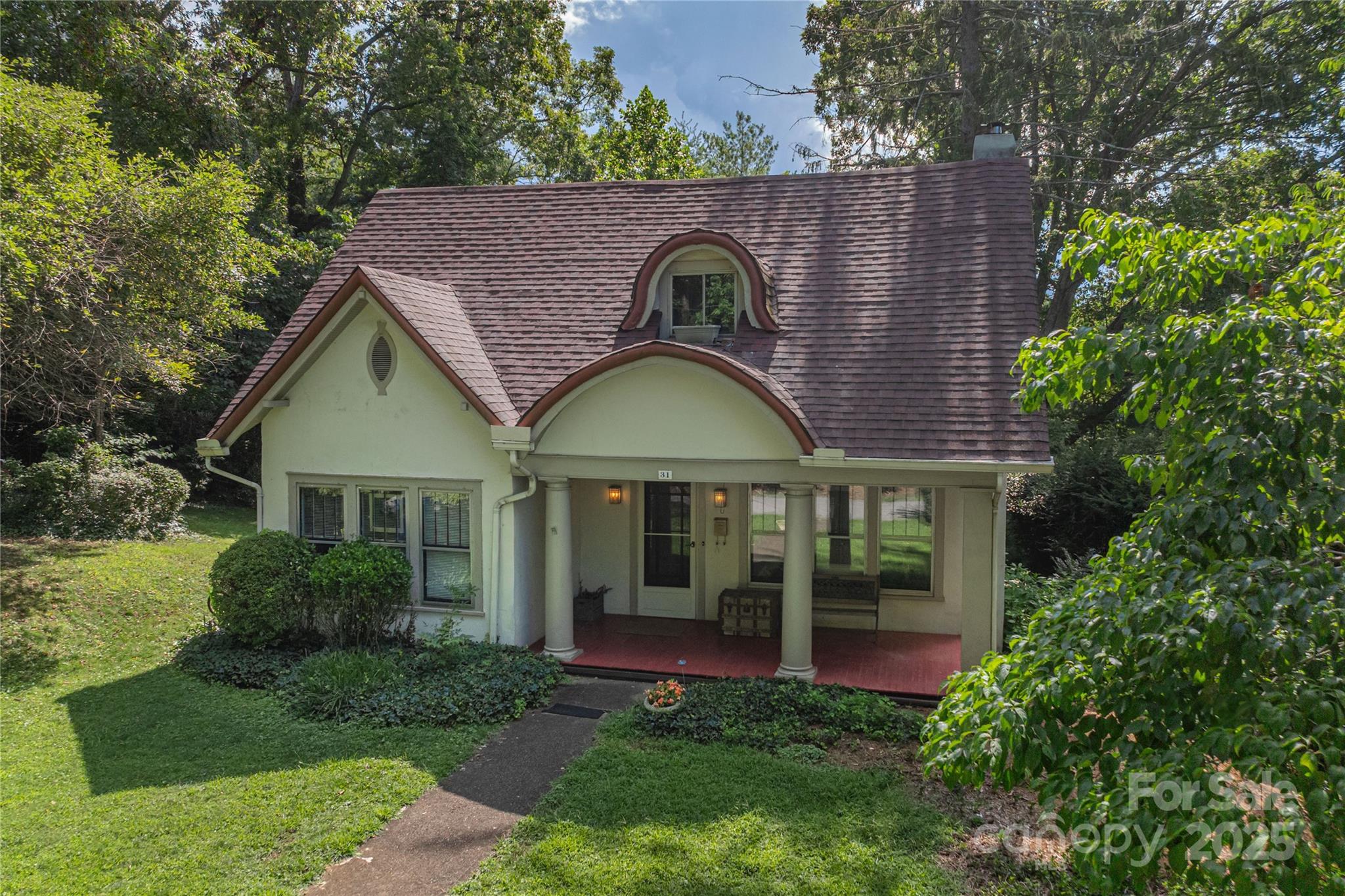 Asheville, North Carolina, 28806, United States, 3 Bedrooms Bedrooms, ,1 BathroomBathrooms,Residential,For Sale,1895241
