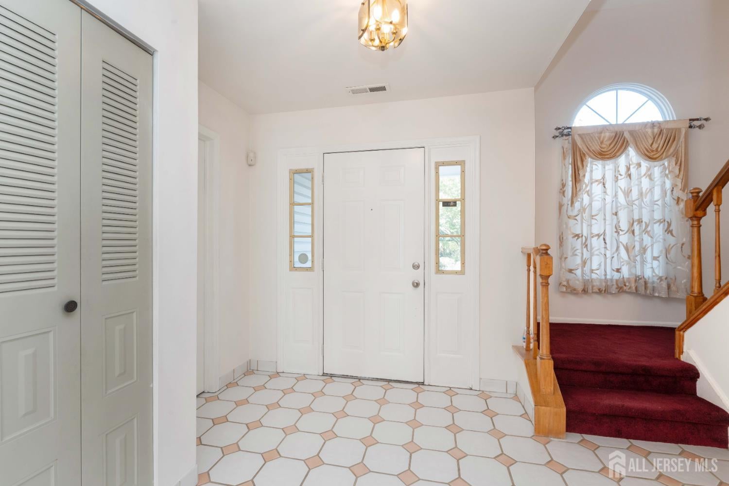 Sayreville, New Jersey, 08872, United States, 3 Bedrooms Bedrooms, ,3 BathroomsBathrooms,Residential,For Sale,1937577