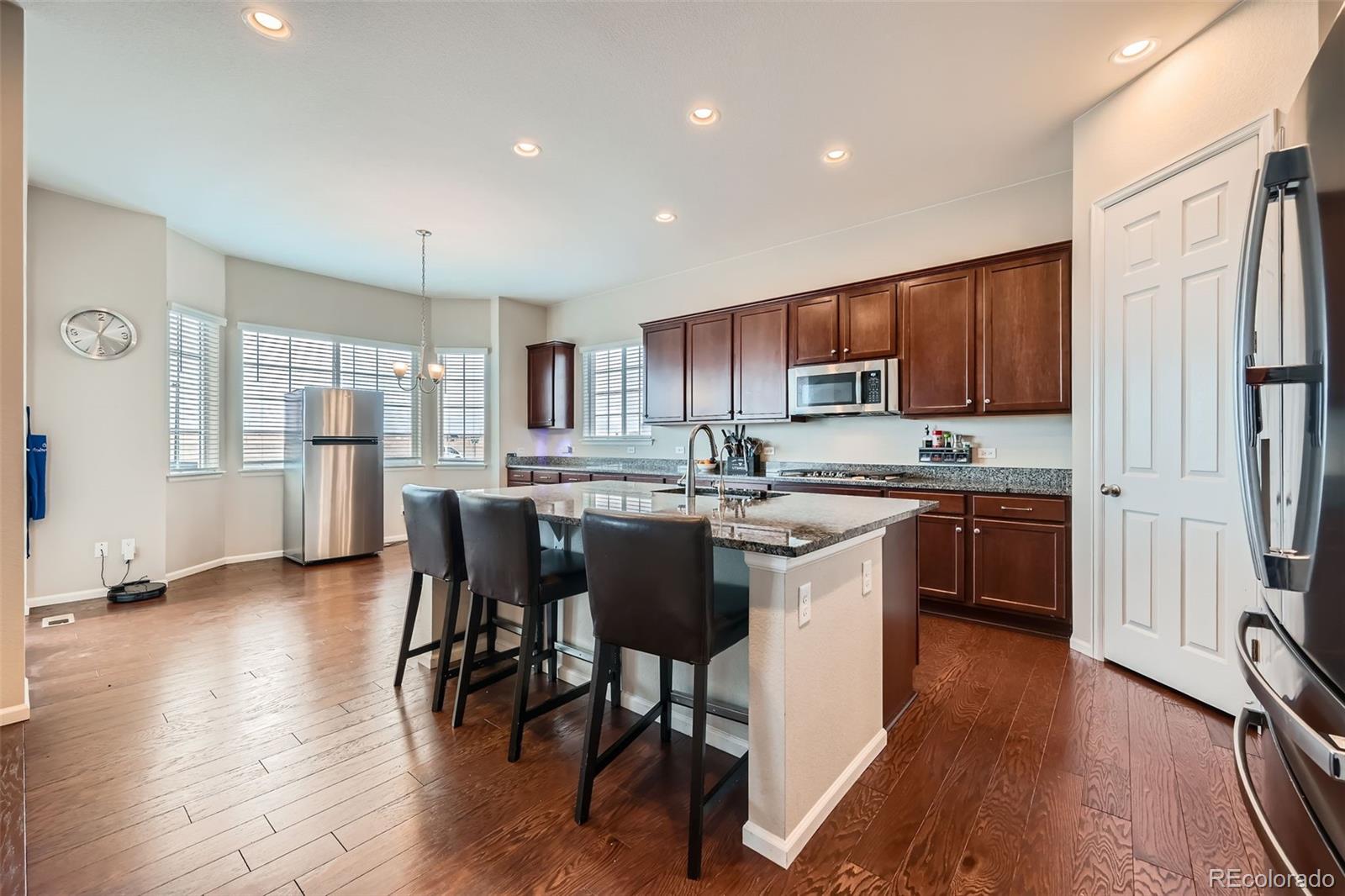 Aurora, Colorado, 80019, United States, 4 Bedrooms Bedrooms, ,3 BathroomsBathrooms,Residential,For Sale,1731367