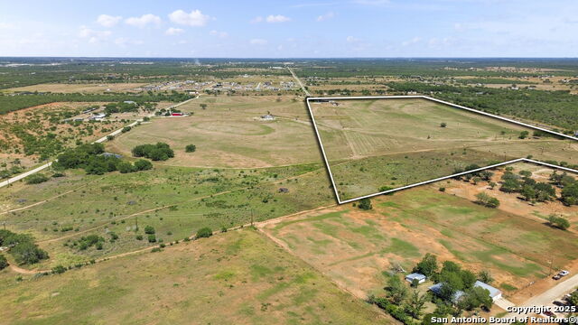 Jourdanton, Texas, 78026, United States, ,Residential,For Sale,1908702